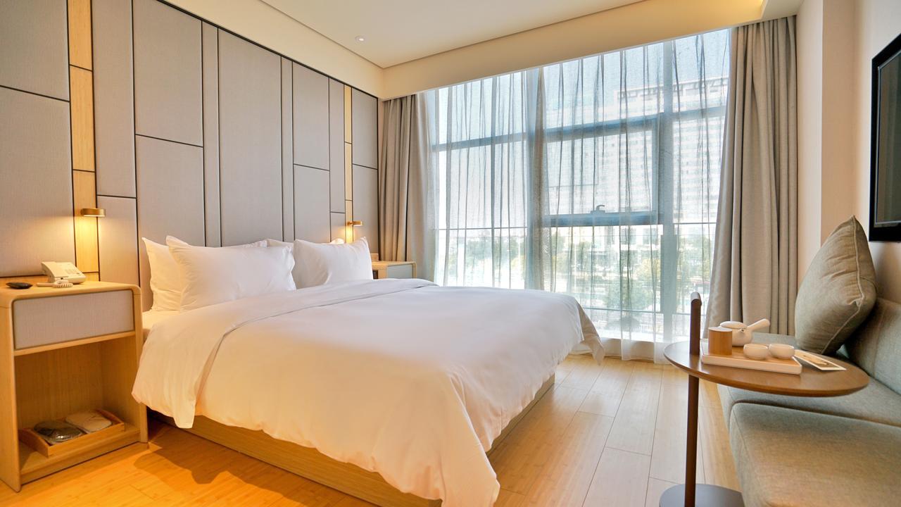 JI Hotel Shanghai Hongqiao National Convention&Exhibition Center Xujing Bagian luar foto