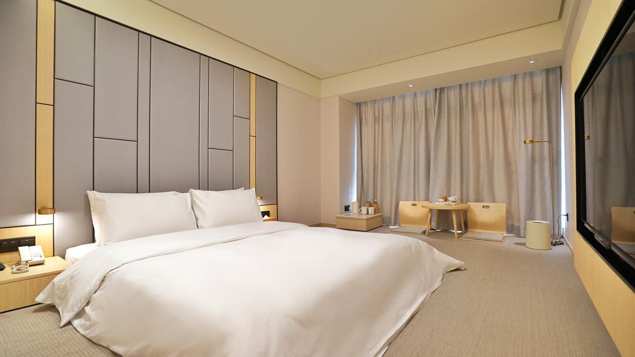JI Hotel Shanghai Hongqiao National Convention&Exhibition Center Xujing Bagian luar foto